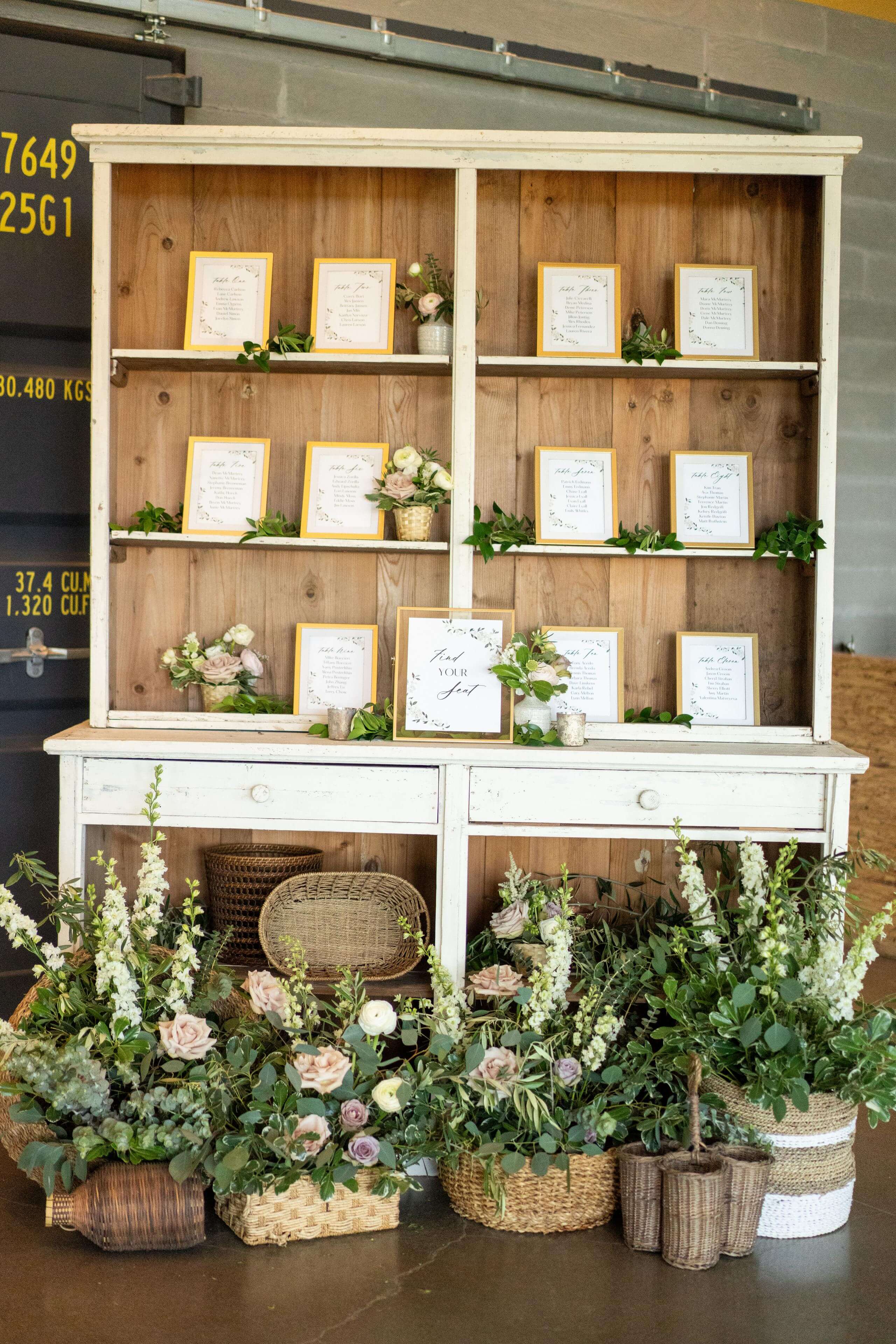 wedding-seating-chart-display-timeless-images.jpg