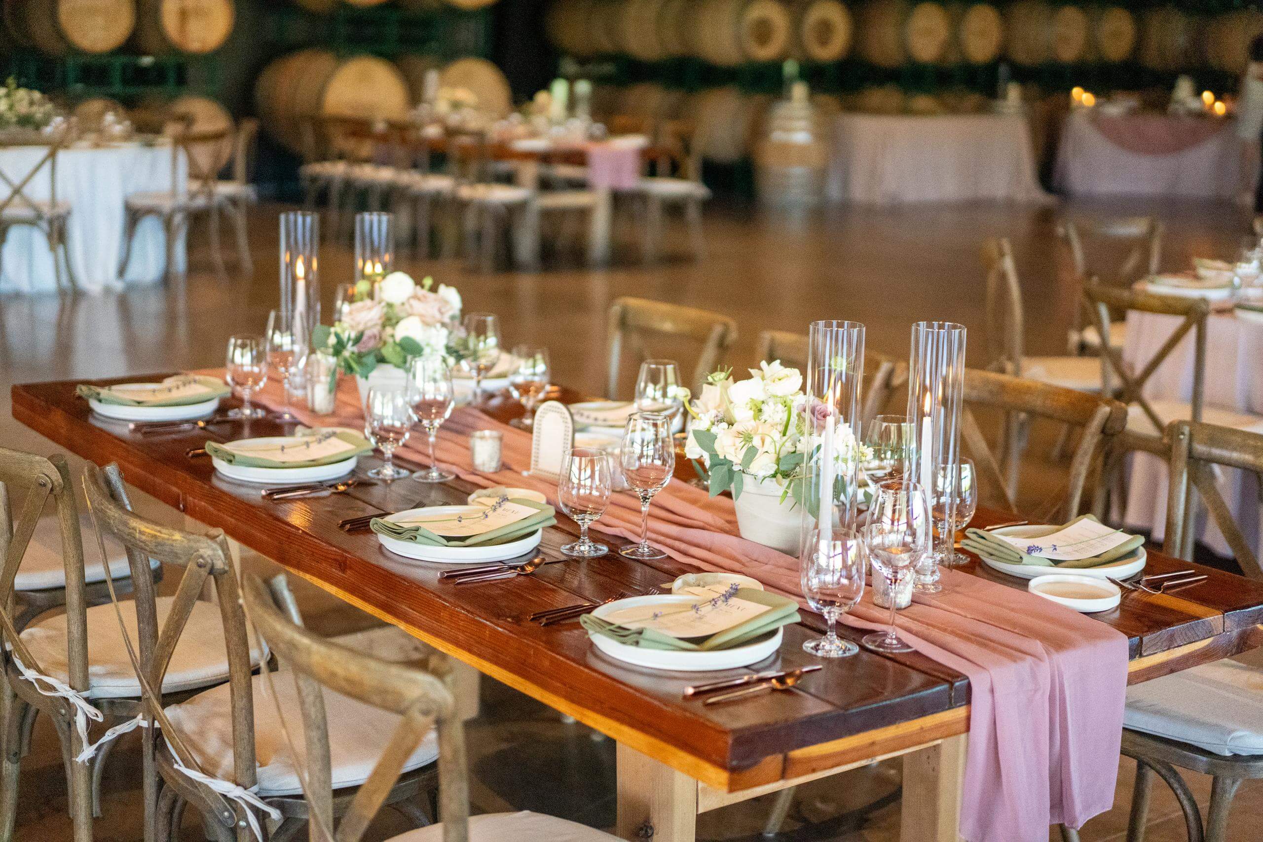 rustic-wedding-table-setting-ce...california-timeless-images.jpg