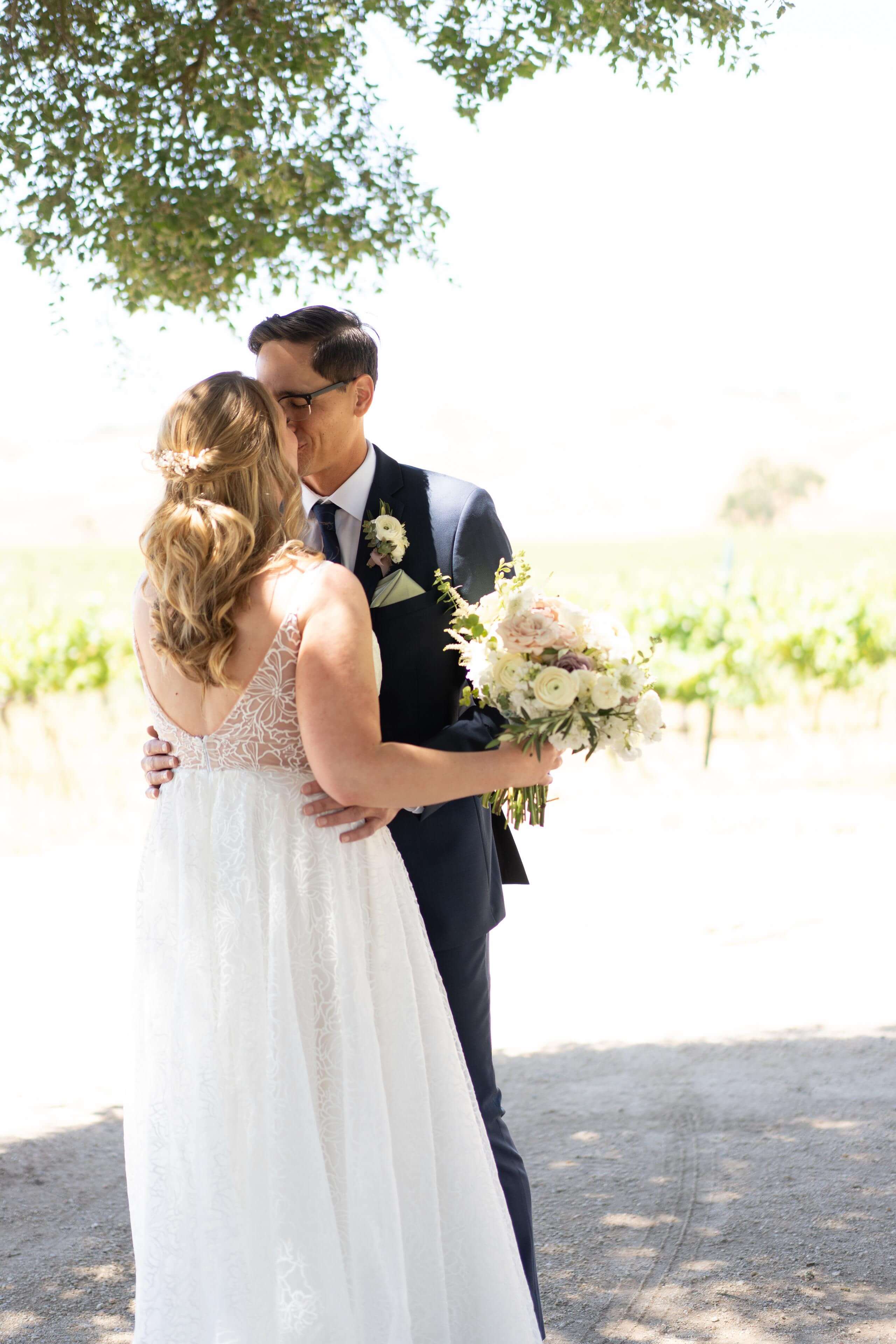 central-coast-california-wedding-kiss-timeless-images.jpg