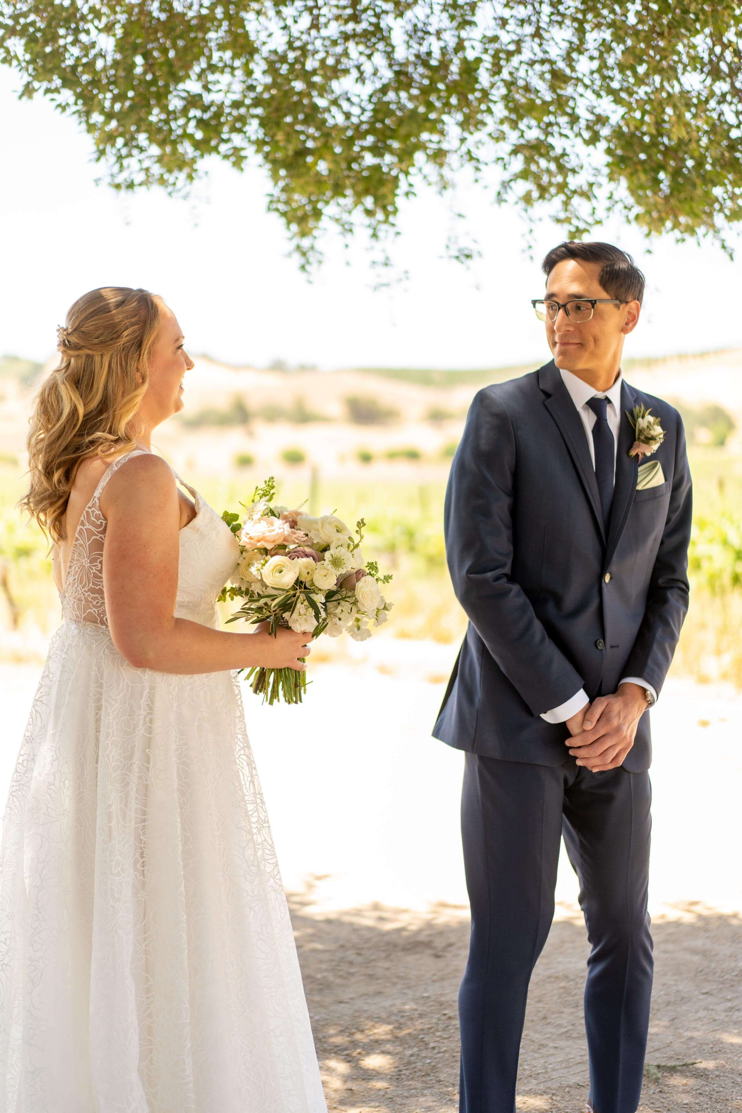 bride-groom-first-look-wedding-...california-timeless-images.jpg