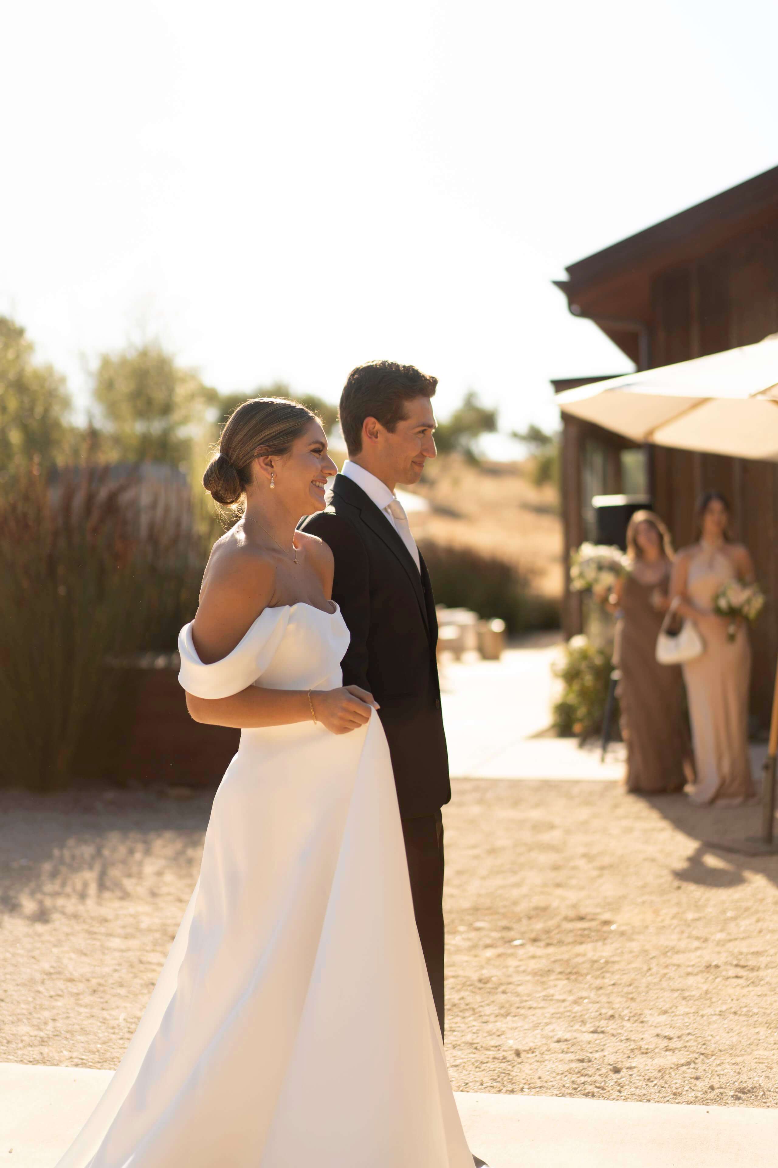 timeless-images-central-coast-c...ing-couple-blissful-moment.jpg