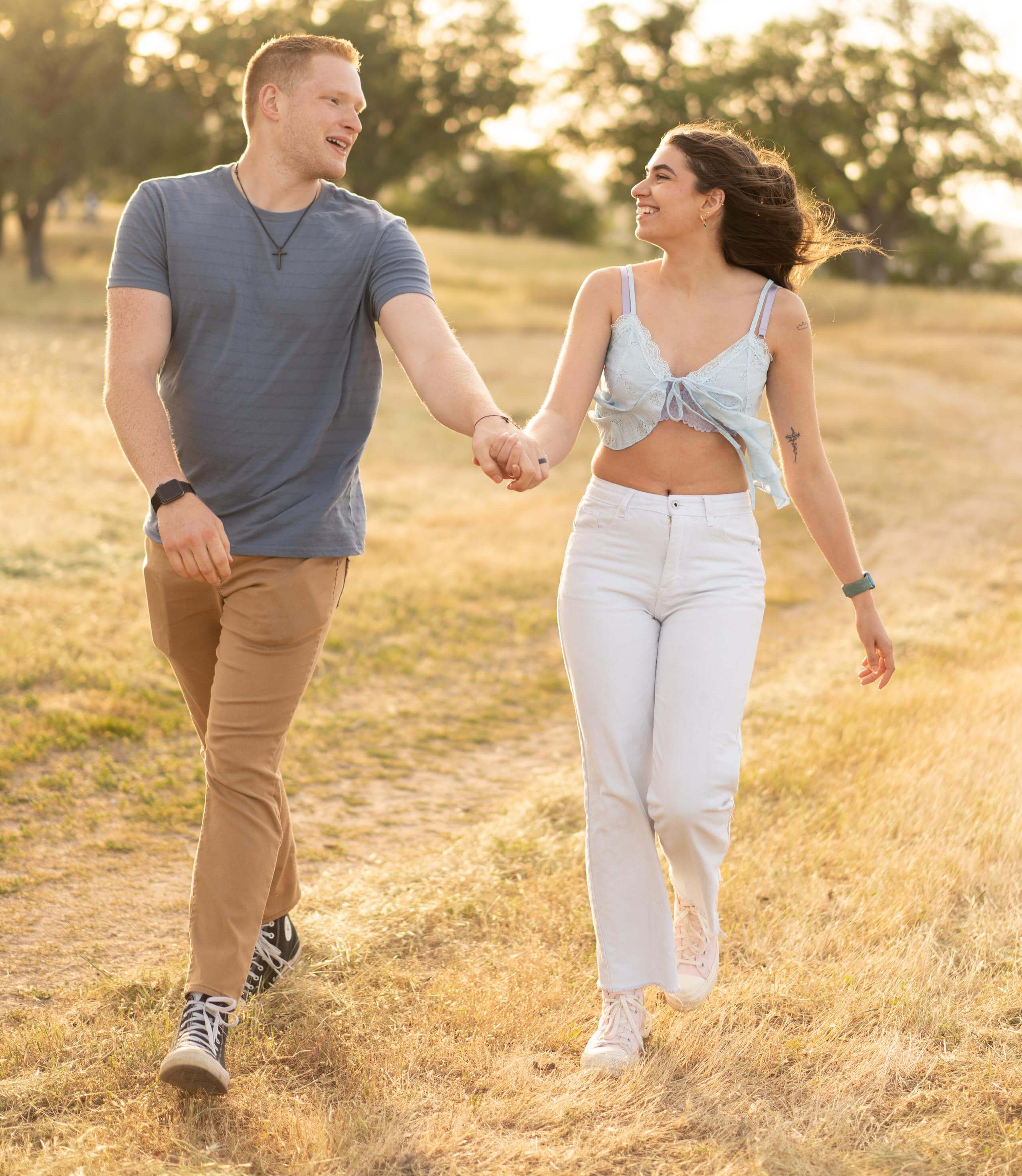 couple-walking-sunset-central-c...california-timeless-images.jpg